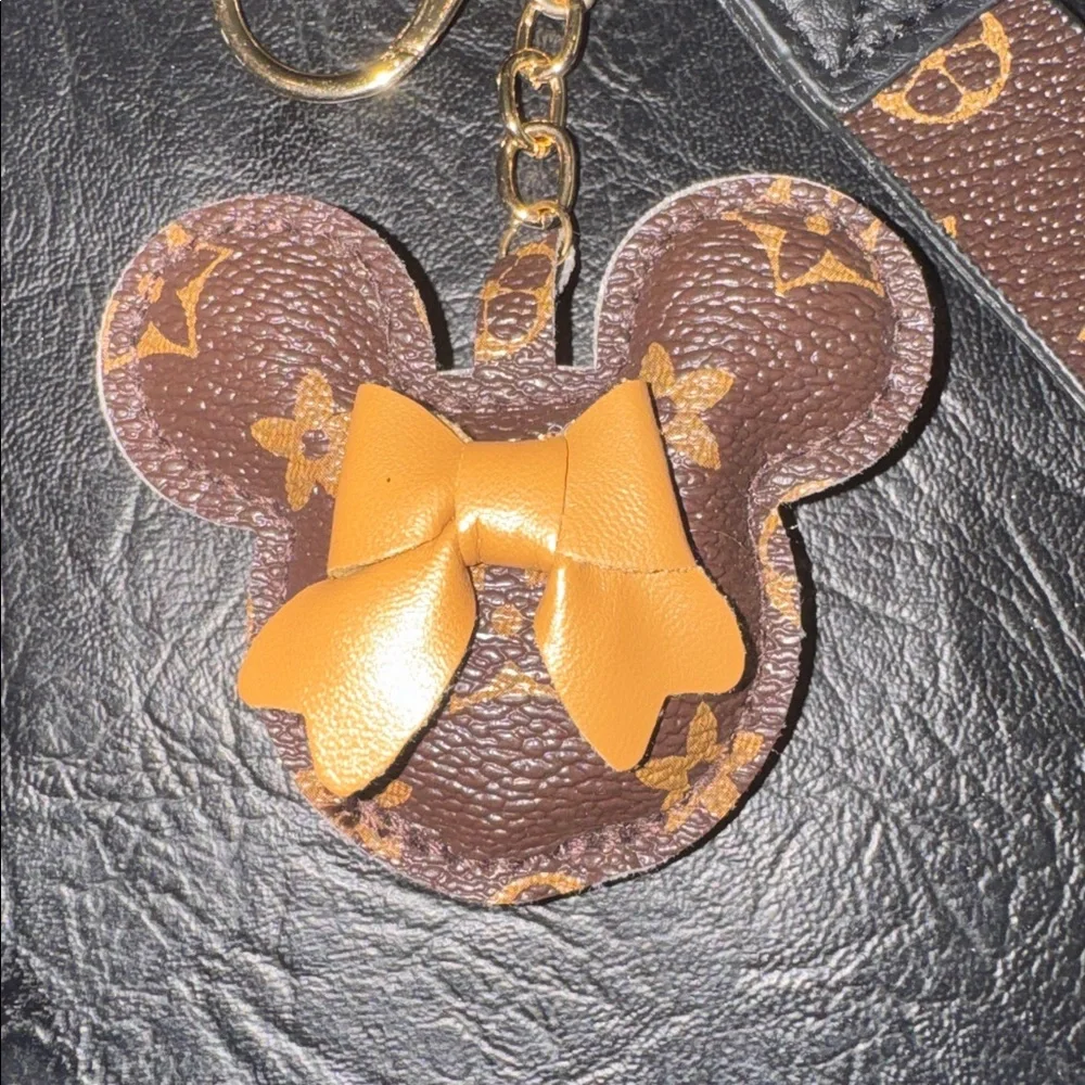 Brown Faux-Leather Bow Mouse Keychain Wristlet NEW